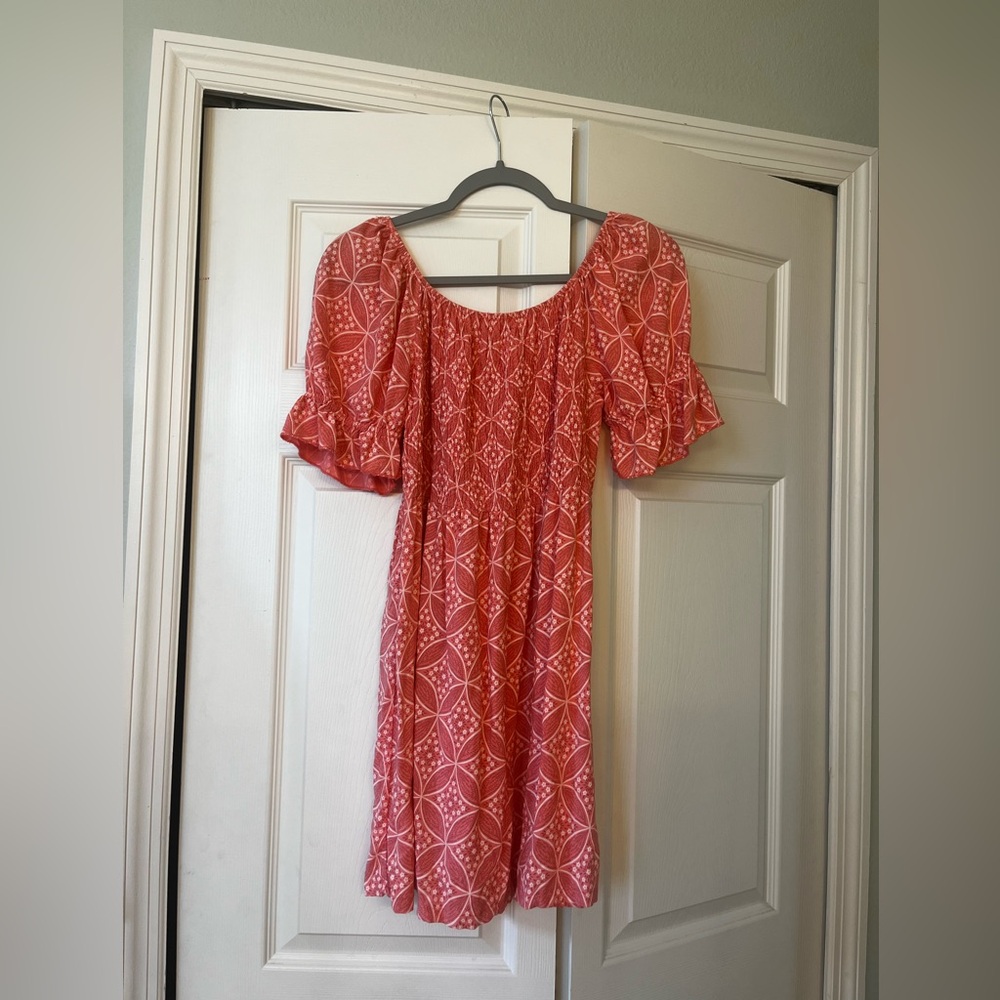 Pink new collection mini dress with puff sleeves - Picture 3 of 3